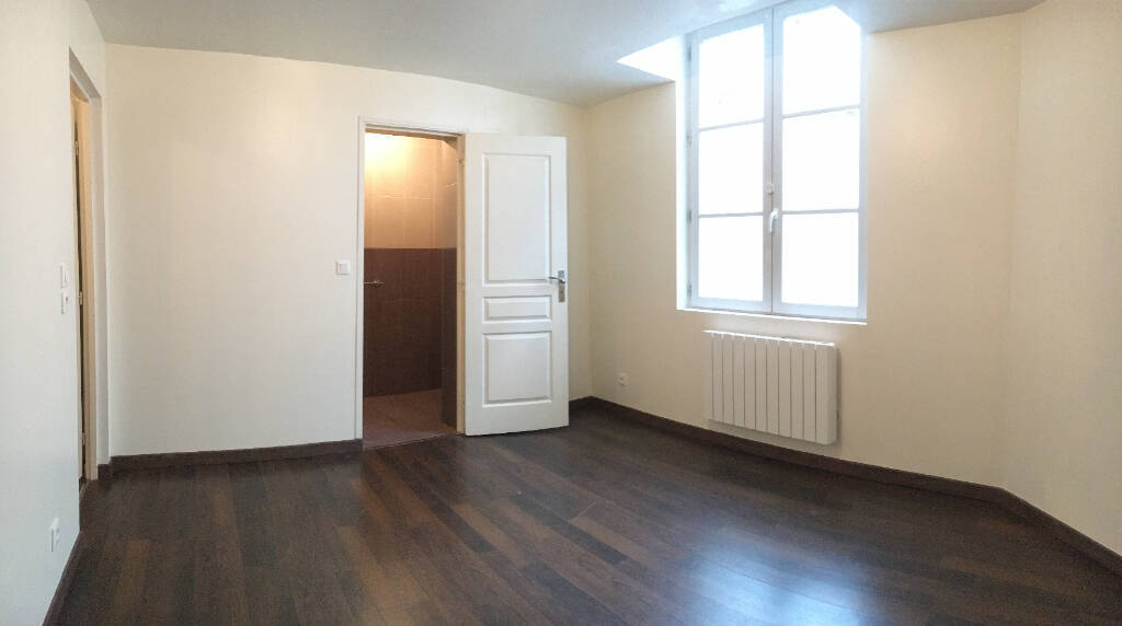 Location Appartement 2 Pièces 41.76 M² Bourges 18000