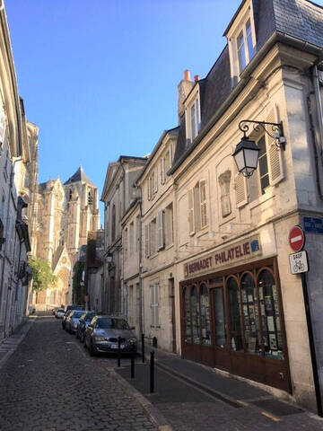 Location Appartement 2 pièces Bourges 18000