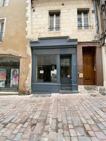 louer Local commercial Bourges 18000