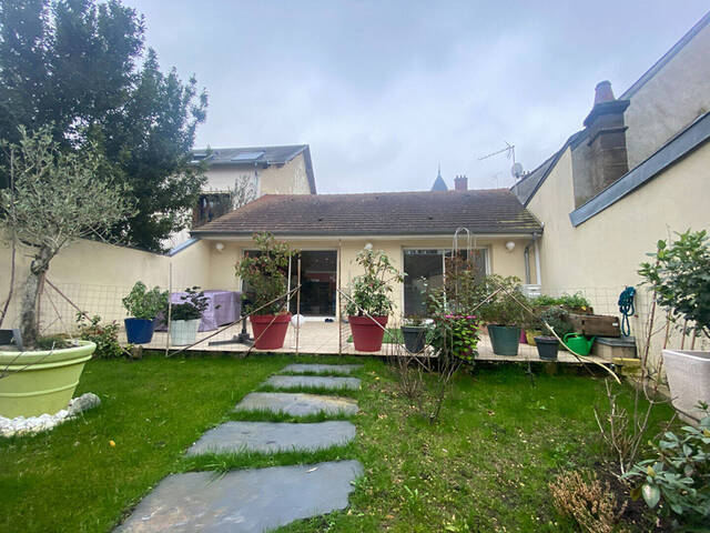 Buy House maison 3 rooms Bourges 18000