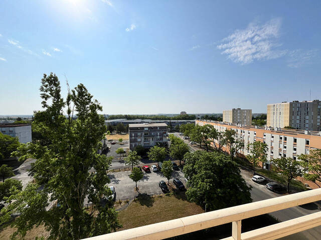 Buy Apartment appartement 2 rooms Bourges 18000