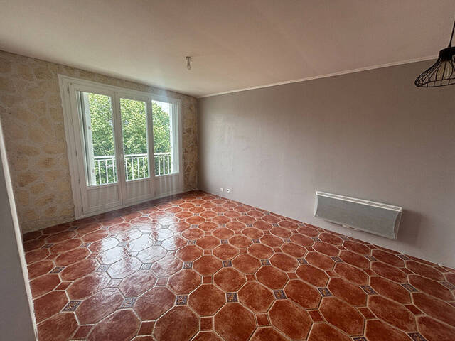 Buy Apartment appartement 4 rooms Châteauroux 36000