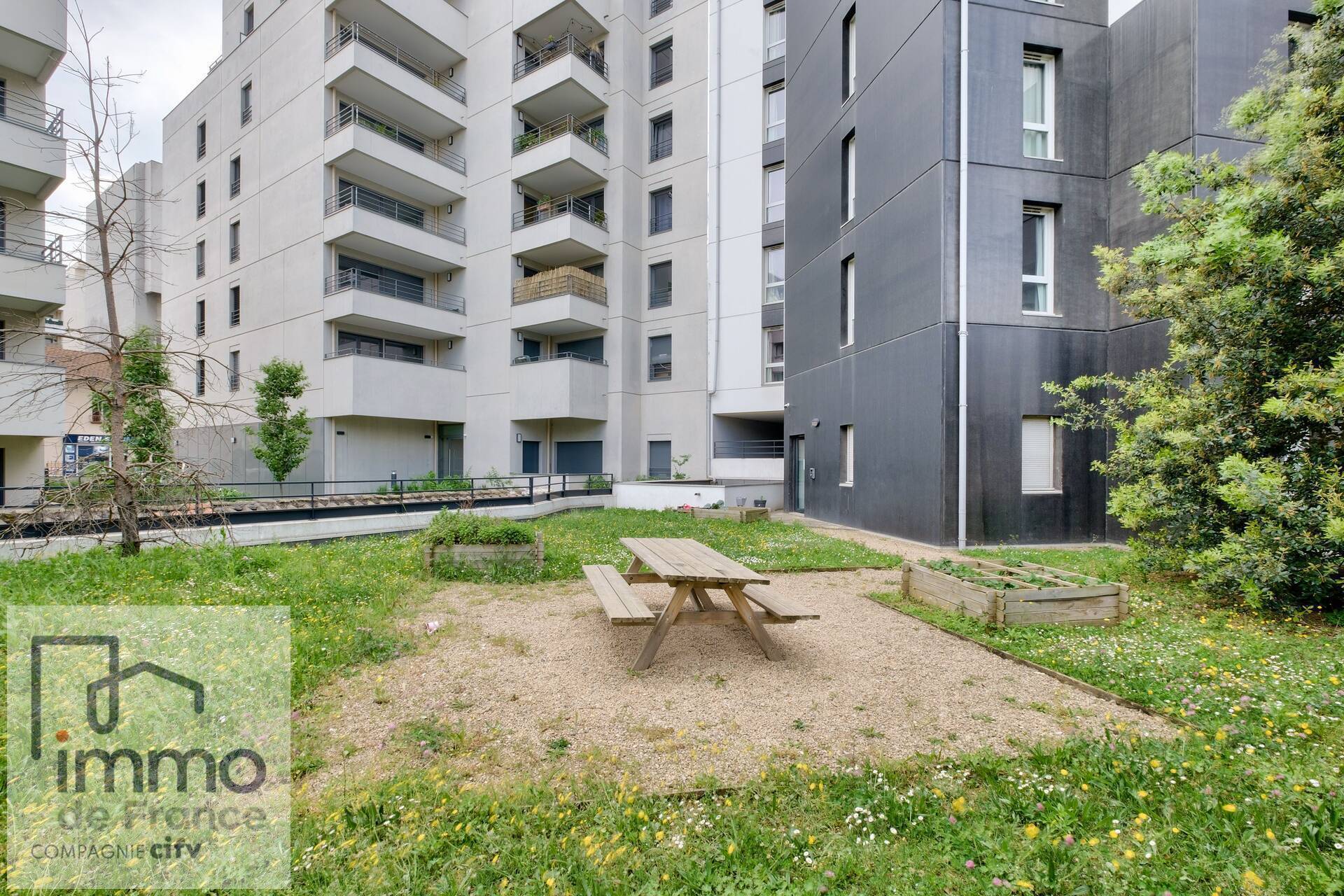 Vente appartement studio 1 pièce 18.28 m² à Lyon 8e Arrondissement (69008)