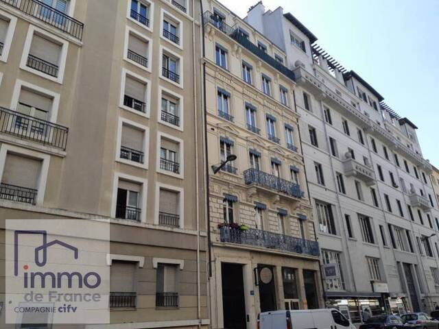 Location Appartement 2 pièces 58 m² Lyon 7e Arrondissement 69007 Université