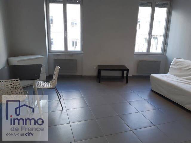 Rent Apartment appartement 1 room 25 m² Villeurbanne 69100 République