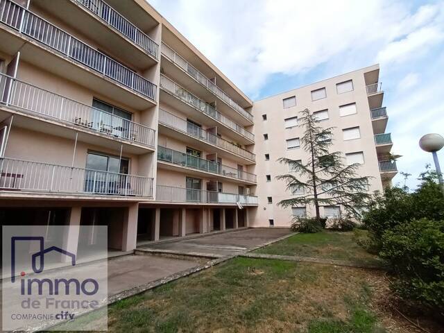 Location Appartement 2 pièces 65.64 m² Villeurbanne 69100 Doua