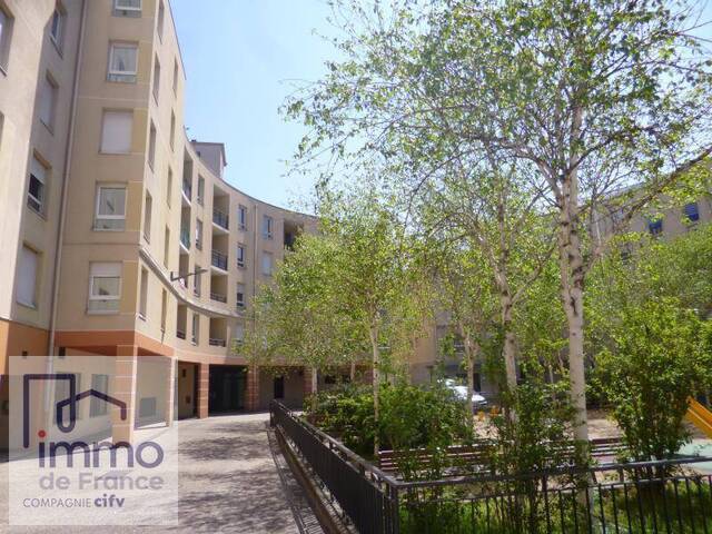 Rent Apartment appartement 2 rooms 42.32 m² Lyon 8e Arrondissement 69008