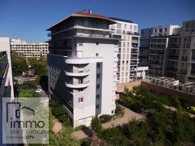 Location Appartement 1 pièce 18.05 m² Lyon 8e Arrondissement 69008 Jet d'eau