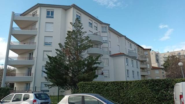 Location Appartement 1 pièce 19.66 m² Lyon 8e Arrondissement 69008