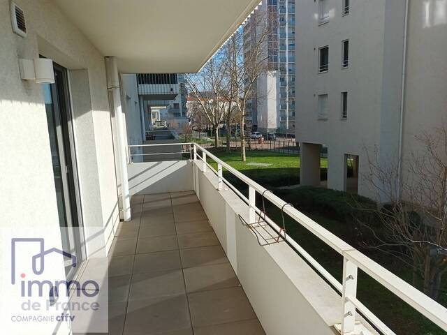 Location Appartement 3 pièces 59.2 m² Lyon 8e Arrondissement 69008 Mermoz
