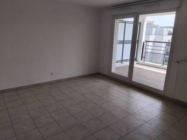 Location Appartement 3 pièces 57.38 m² Lyon 8e Arrondissement 69008 Moulin à vent