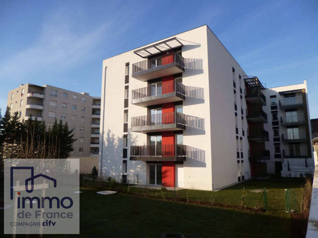 Rent Apartment 2 rooms 37.17 m² Bron 69500 7 chemins