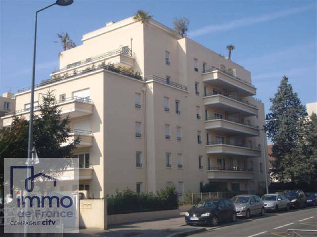 Location Appartement 3 pièces 64.02 m² Villeurbanne (69100) Croix Luzet