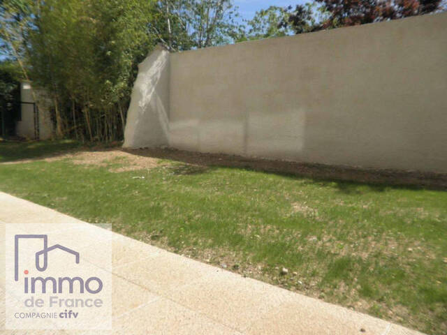 Location Appartement 3 pièces 63 m² Meyzieu 69330 Centre ville