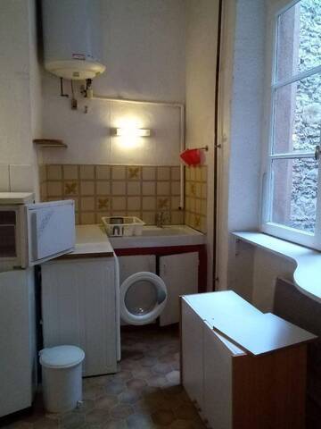 Rent Apartment 2 rooms 34 m² Lyon 1er Arrondissement 69001