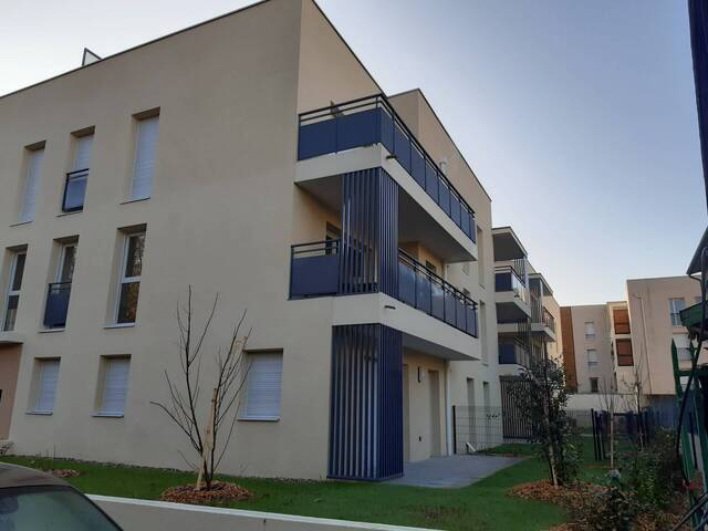 Location Appartement 3 pièces 55.98 m² Saint-Priest 69800 Centre