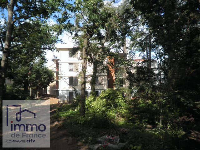 Rent Apartment 3 rooms 69 m² Tassin-la-Demi-Lune 69160