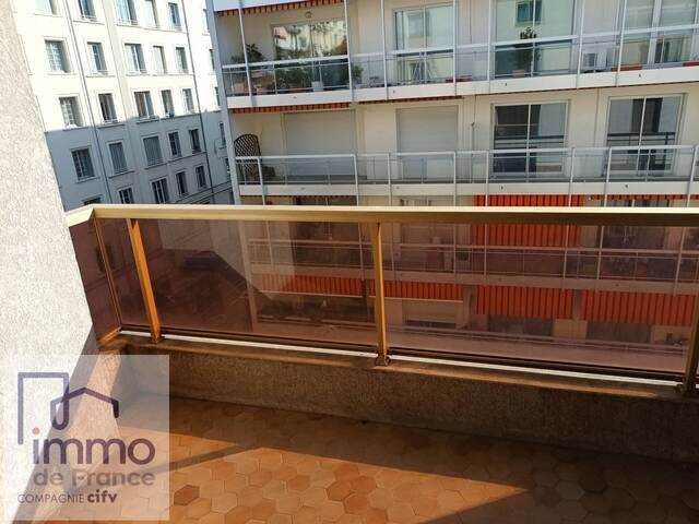 Location Appartement 3 pièces 70.98 m² Lyon 6e Arrondissement 69006 MASSENA