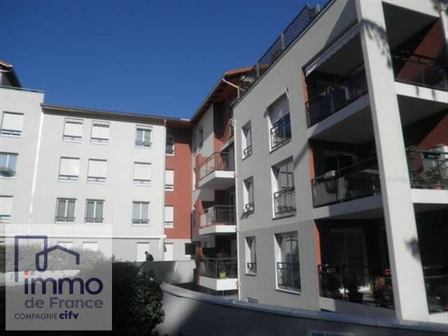 Rent Apartment 2 rooms 45.62 m² Sainte-Foy-lès-Lyon 69110