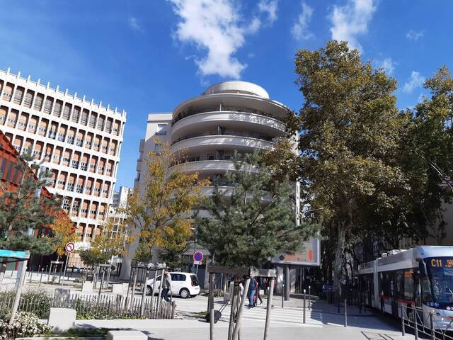 Location Appartement 2 pièces 52.35 m² Lyon 3e Arrondissement 69003 Part Dieu