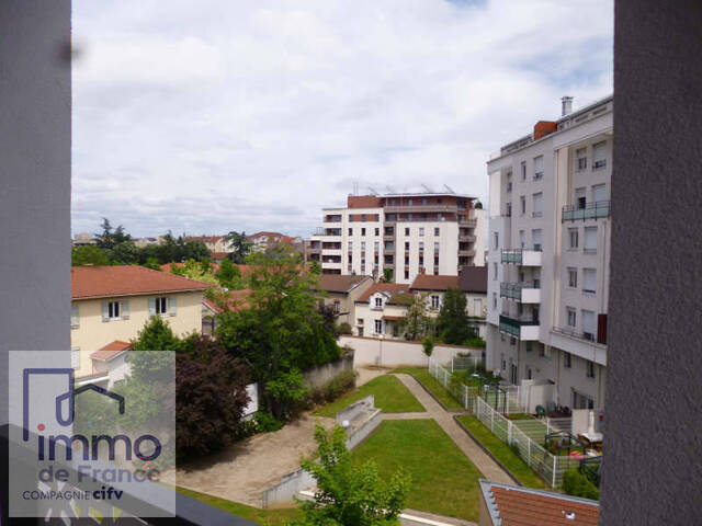 Rent Apartment 2 rooms 40.96 m² Villeurbanne 69100 Montchat