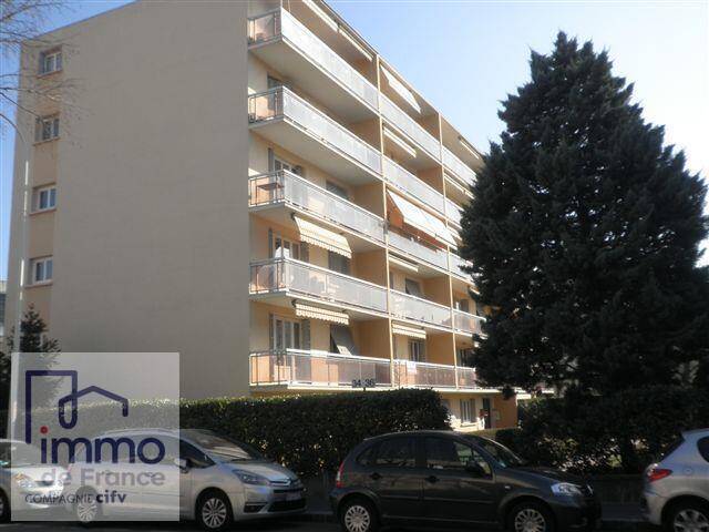 Location Appartement 1 pièce 40.61 m² Lyon 8e Arrondissement 69008