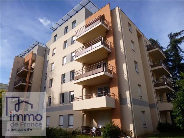 Location Appartement 4 pièces 74.95 m² Villeurbanne 69100 Bel air les brosses