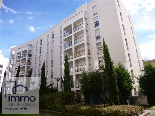 Rent Apartment 3 rooms 65.1 m² Lyon 7e Arrondissement 69007 Jean jaures