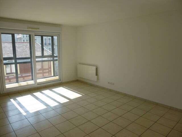 Location Appartement 3 pièces 67.69 m² Lyon 7e Arrondissement 69007 Saxe-gambetta