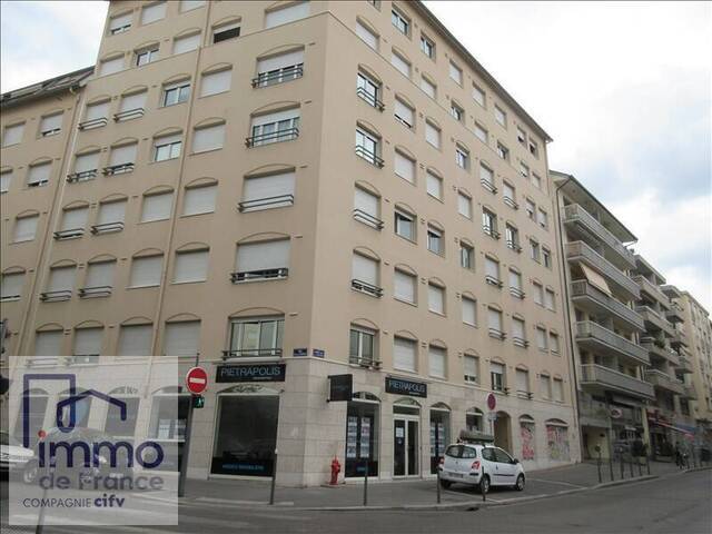 Vente Appartement 1 pièce 27 m² Lyon 7e Arrondissement (69007) Garibaldi
