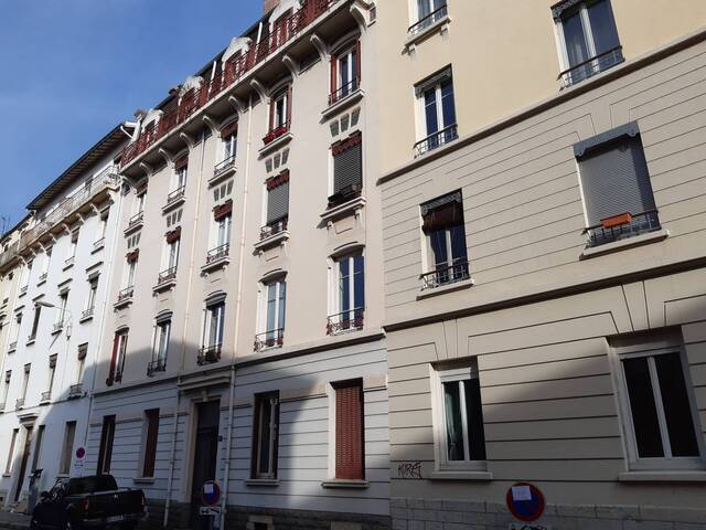 Rent Apartment 2 rooms 37.17 m² Lyon 9e Arrondissement 69009 Gare de Vaise