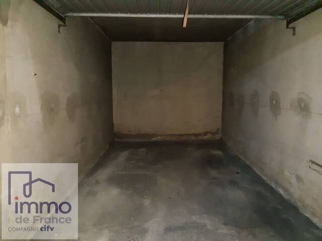 Location Stationnement garage 15 m² Lyon 7e Arrondissement 69007