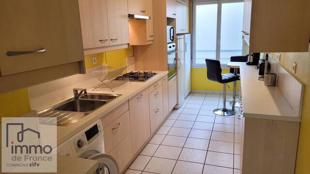 Rent Apartment 3 rooms 70.64 m² Lyon 3e Arrondissement 69003