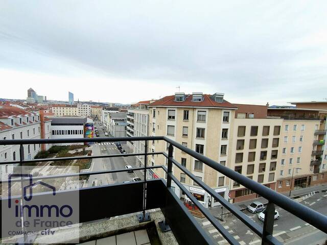 Vente appartement recent 3 pièces 67.5 m² à Villeurbanne (69100) - Gratte Ciel