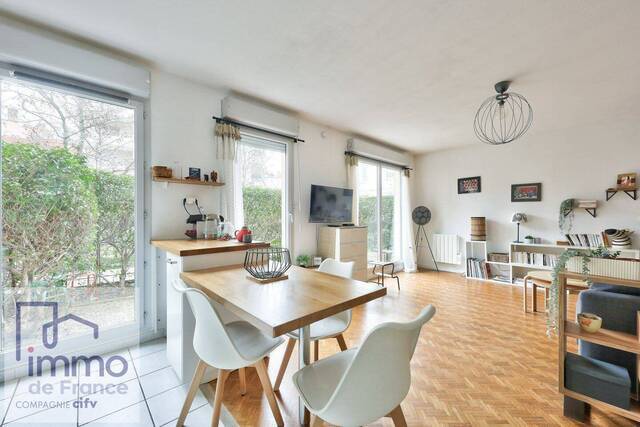 Vente appartement t2 meuble 47.35 m² à LYON (69007) - Faculté quai du Rhone