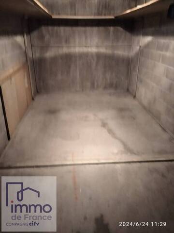 Location Stationnement 13 m² Lyon 8e Arrondissement 69008