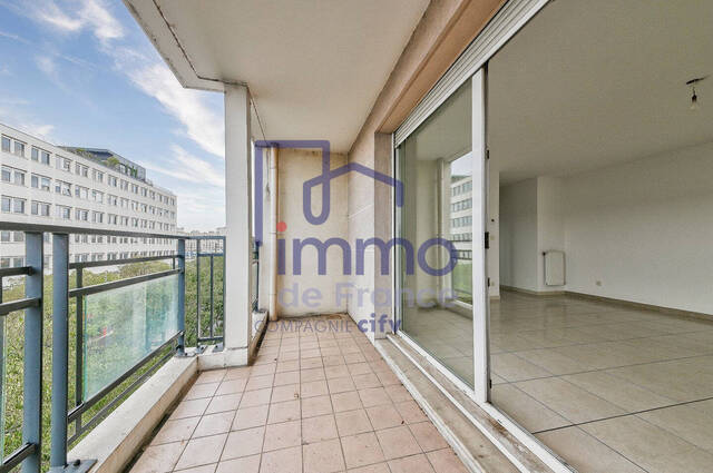 Vente Appartement 3 pièces 71.21 m² LYON 69007