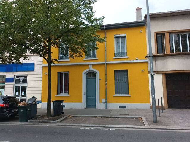 Location Appartement 2 pièces 40.06 m² Lyon 7e Arrondissement 69007