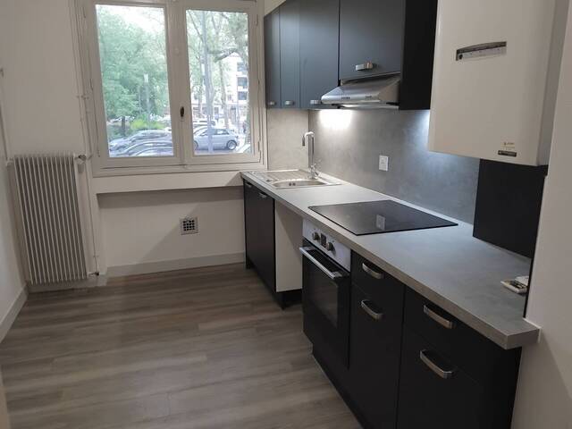Location Appartement 3 pièces 68.67 m² Lyon 5e Arrondissement 69005