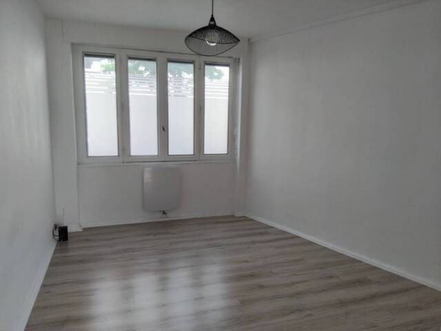 Location Appartement 2 pièces 39.72 m² Villeurbanne 69100