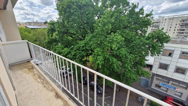 Location Appartement 3 pièces 53.48 m² Villeurbanne 69100