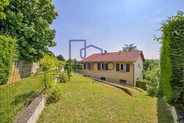 Vente Maison 5 pièces 137 m² Saint-Priest 69800