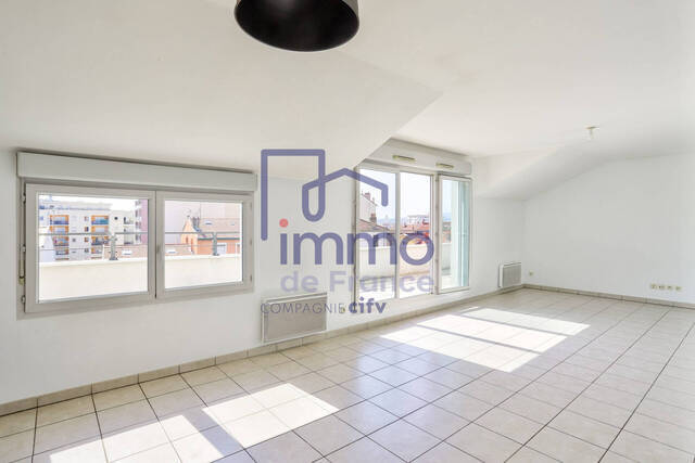 Vente Appartement 4 pièces 96 m² Villeurbanne 69100