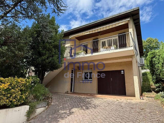 Sale House 5 rooms 137 m² Saint-Priest 69800