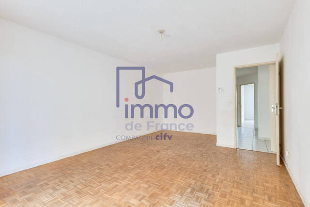 Sale Apartment 3 rooms 69 m² Villeurbanne 69100