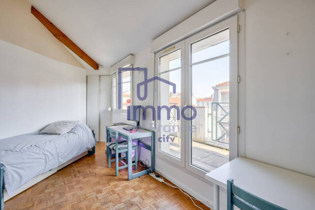Sale Apartment 1 room 18 m² LYON 69007