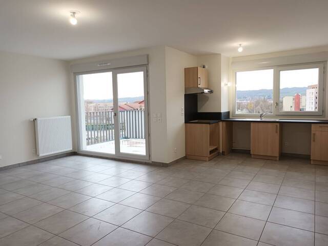 Location Appartement 3 pièces 71.35 m² L' Isle-d'Abeau 38080