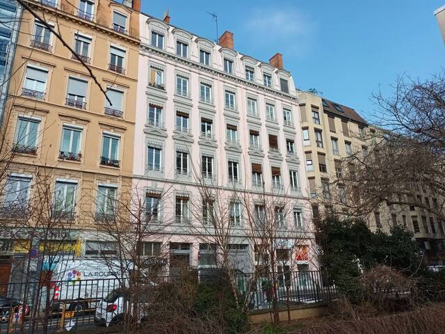 Location Appartement 2 pièces 55.39 m² Lyon 6e Arrondissement 69006