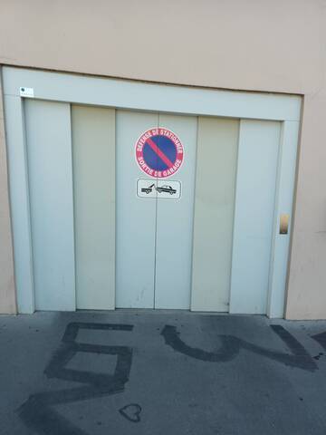 Location Stationnement parking extÉrieur 14 m² Lyon 7e Arrondissement 69007