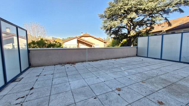 Rent Apartment 2 rooms 56.5 m² Lyon 5e Arrondissement 69005